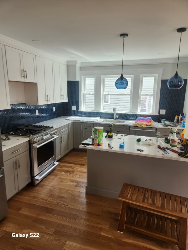 37 Governor Winthrop Rd in Somerville, MA - Building Photo - Building Photo