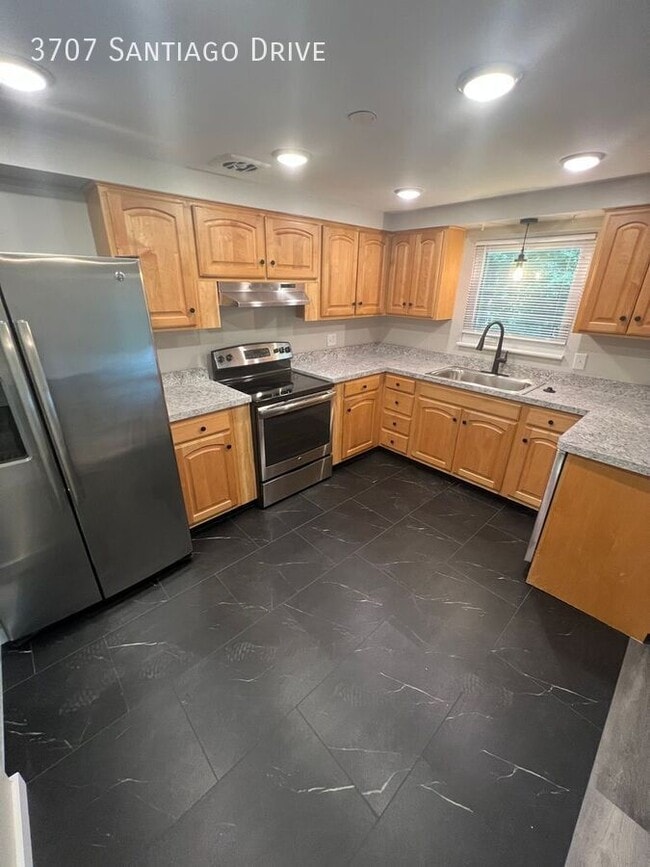 3707 Santiago Dr in Westerville, OH - Building Photo - Building Photo