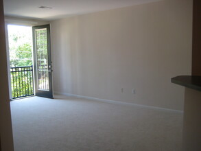 715 Walker Sq, Unit 2A in Charlottesville, VA - Building Photo - Building Photo