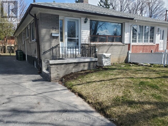 property at 25 Rushley Dr