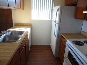 2009 Thomas Ave in San Diego, CA - Building Photo - Building Photo