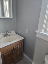 922 Pape Ave in Fort Wayne, IN - Foto de edificio - Building Photo