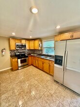 44 Haddam St in Hartford, CT - Building Photo - Building Photo