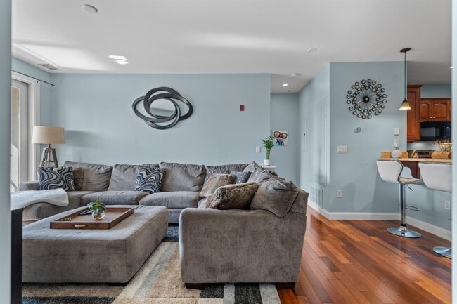 property at 3101 Peninsula Rd