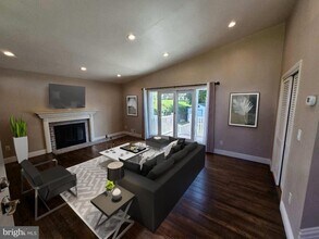 1107 N Pegram St in Alexandria, VA - Building Photo - Building Photo