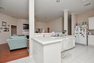 3606 Chesapeake Ct in Pearland, TX - Building Photo - Building Photo