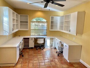 4907 Elm St in Bellaire, TX - Building Photo - Building Photo