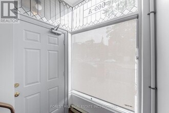 669 St Clair Ave W in Toronto, ON - Building Photo - Building Photo