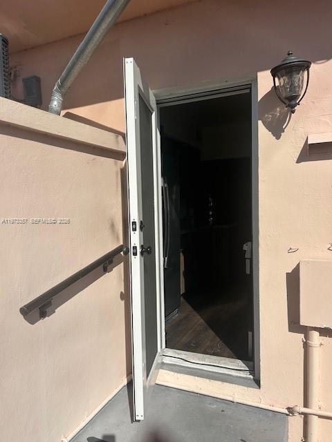 property at 1785 Calais Dr