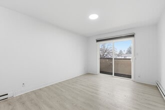 331 6th St in New Westminster, BC - Building Photo - Building Photo