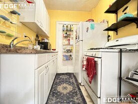 249 Chestnut Hill Ave, Unit 32 in Boston, MA - Building Photo