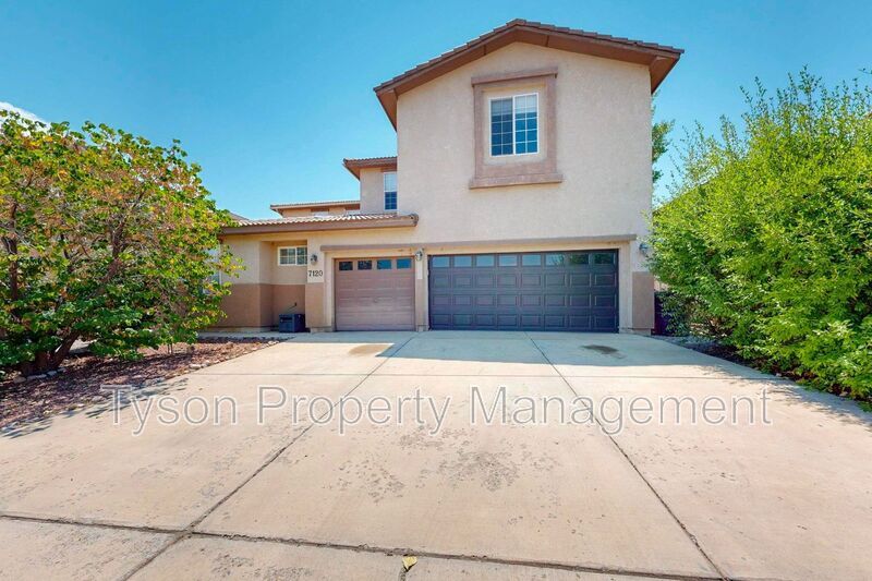 7120 Alamillo Rd NW in Albuquerque, NM - Building Photo