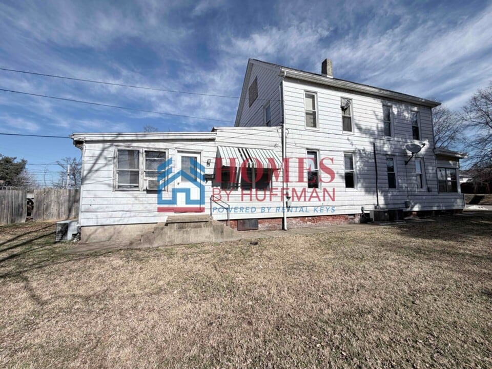 331 S Barker Ave in Evansville, IN - Building Photo