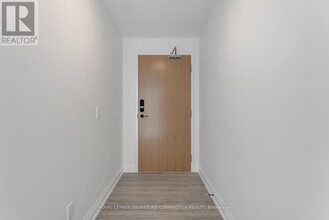 2369 Danforth Ave in Toronto, ON - Building Photo - Building Photo