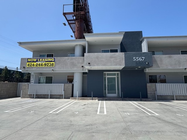 property at 5567 Inglewood Blvd