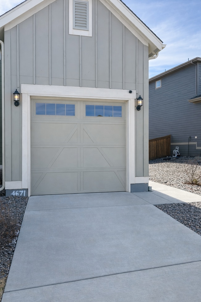 6971 Hyland Hills St in Castle Pines, CO - Building Photo - Building Photo