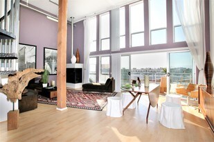 The R2 by CLG in Los Angeles, CA - Building Photo