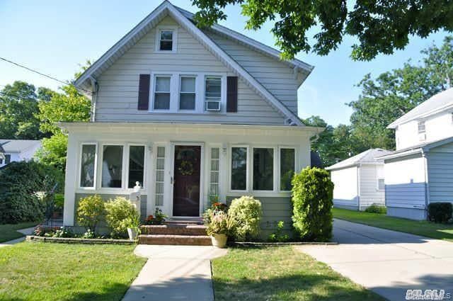 property at 22 Jarvis Pl