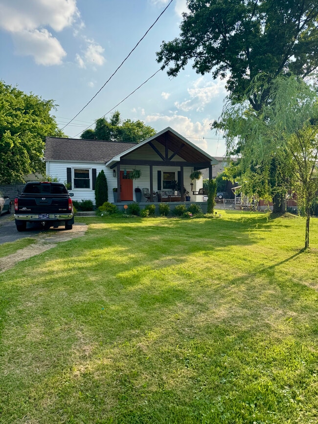 320 Montague Way in Madison, TN - Building Photo - Building Photo