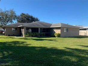 231 SE 31st Terrace in Cape Coral, FL - Building Photo - Building Photo