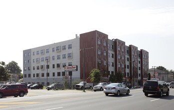 PROJECT HOME in Philadelphia, PA - Foto de edificio - Building Photo