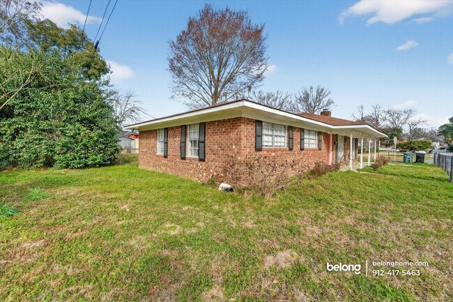 2505 Hopkins St in Savannah, GA - Building Photo - Building Photo