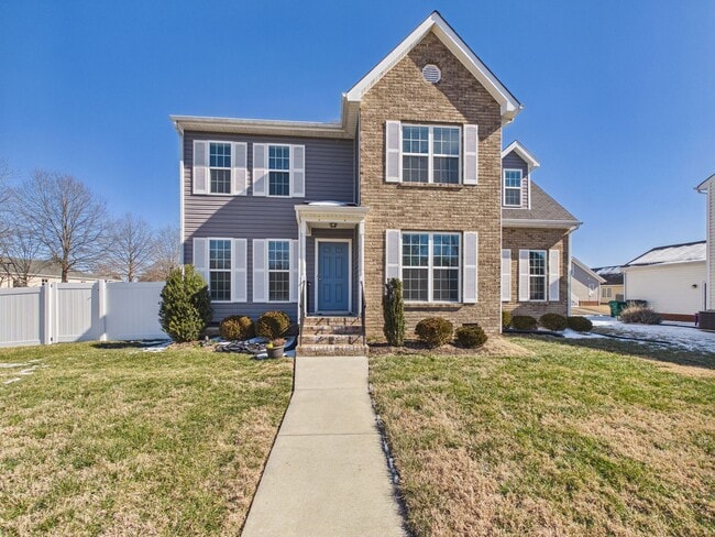 property at 3121 Divine Dr