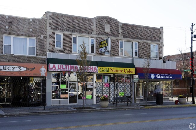 4253 S Whipple St in Chicago, IL - Building Photo - Building Photo