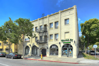 1005 S Central Ave, Unit 308 in Glendale, CA - Foto de edificio - Building Photo