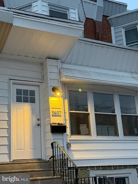 5857 Angora Terrace in Philadelphia, PA - Building Photo - Building Photo