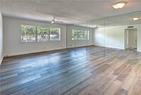 420 SE 2nd Ave, Unit 23 in Deerfield Beach, FL - Building Photo - Building Photo