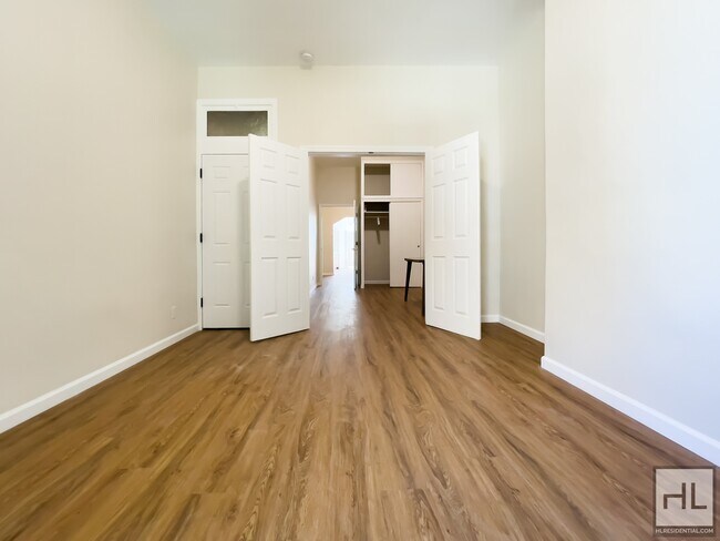 16 Diamond St-Unit -2R in Brooklyn, NY - Building Photo - Building Photo