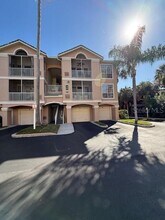 2212 Bay Club Cir in Tampa, FL - Building Photo - Building Photo