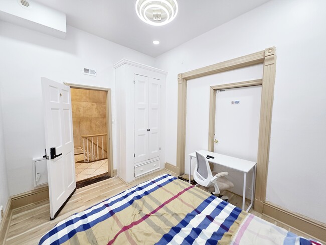 property at 70 Weirfield St