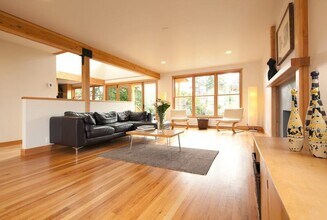 5707 NE 56th St in Seattle, WA - Building Photo - Building Photo