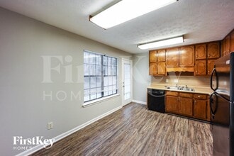 1327 Labelle St in Jonesboro, GA - Building Photo - Building Photo