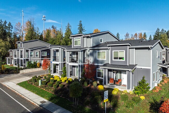 The Landing at Lake Tapps in Bonney Lake, WA - Building Photo - Primary Photo