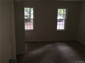 610 Lemoine Ln in North Chesterfield, VA - Building Photo - Building Photo