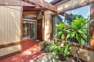 1724 NW 74th Ave in Plantation, FL - Building Photo - Building Photo