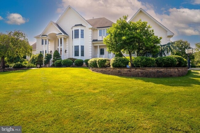 19 Meadowlark Dr in Plainsboro, NJ - Building Photo - Building Photo