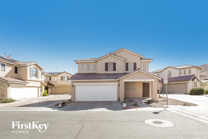 9333 Pyrope Ct in Las Vegas, NV - Building Photo
