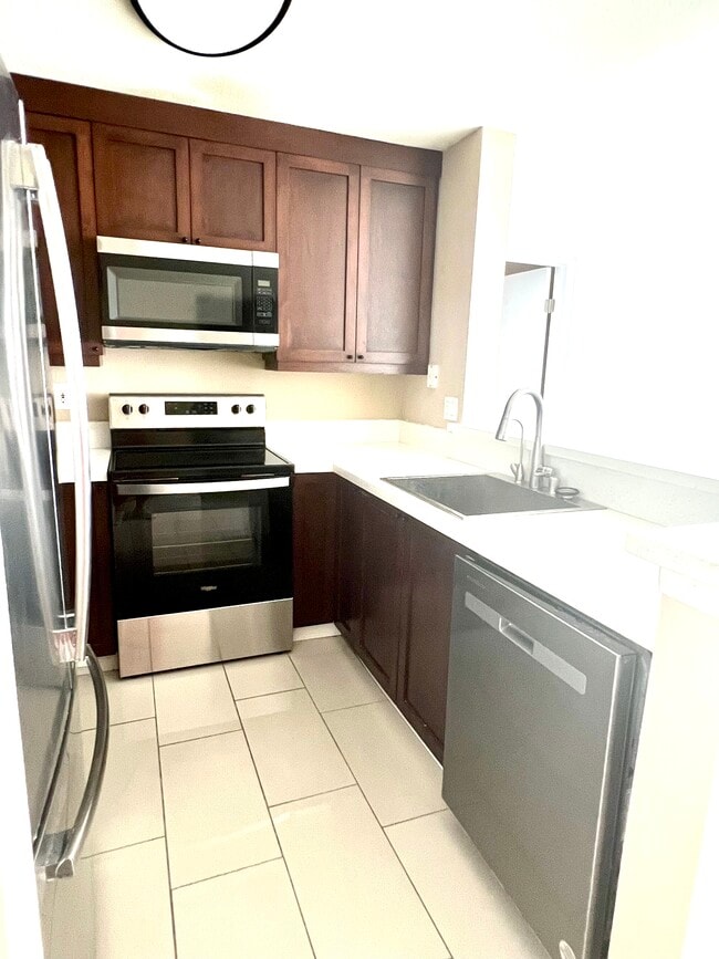 3520 Lebon Dr, Unit 5110