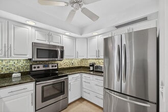 2800 N Ocean Dr in Riviera Beach, FL - Foto de edificio - Building Photo