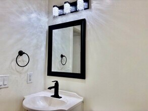 5015 River Ave, Unit A in Newport Beach, CA - Building Photo - Building Photo