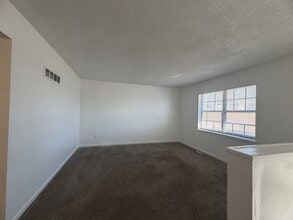 1112 Olive St in Kansas City, MO - Building Photo - Building Photo