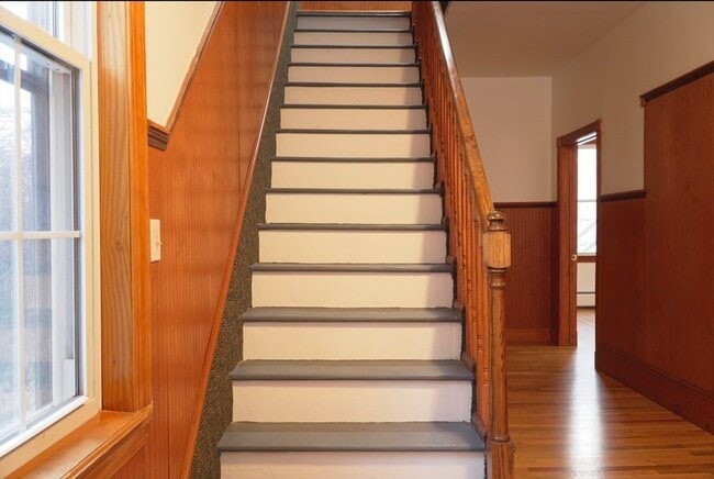 20 Perkins St in Westfield, MA - Building Photo - Building Photo