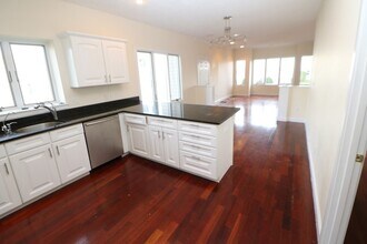 143 Grovers Ave in Winthrop, MA - Foto de edificio - Building Photo