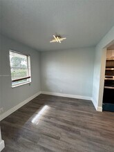 6601 Winfield Blvd in Margate, FL - Building Photo - Building Photo