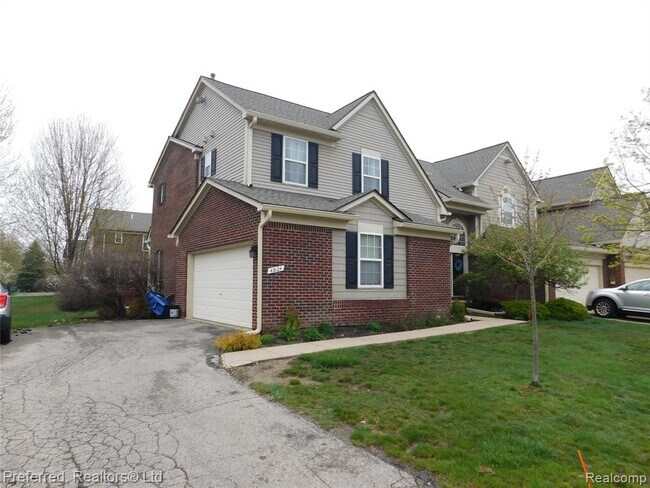 43124 Providence Ln in Canton Township, MI - Building Photo - Building Photo