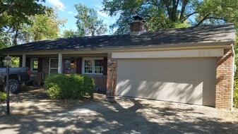 3510 Mt Carmel Rd in Cincinnati, OH - Building Photo